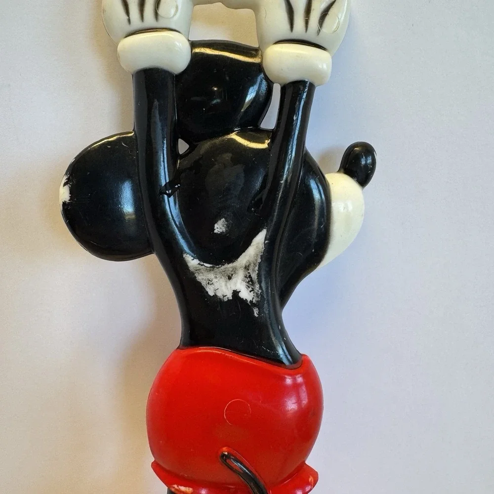Vintage Walt Disney World‎ Back Scratcher Mickey Mouse Arms Up Classic